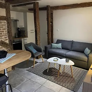 joli-appartement-quartier-historique.hotels-rhonealpes.com/
